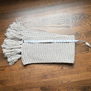 Old Navy Grey Knit Scarf